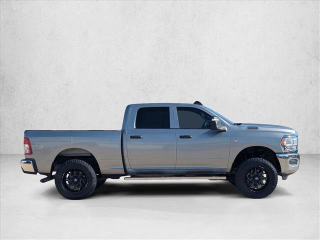 Used 2024 RAM 2500 Tradesman w/ Chrome Appearance Group AWD/4WD image 4