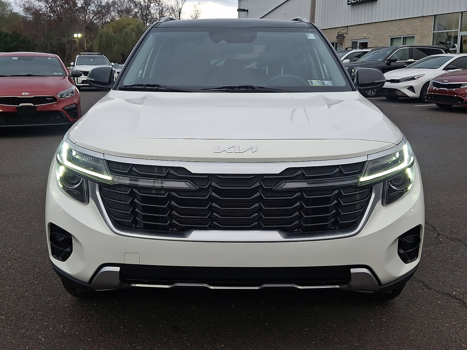 Certified 2024 Kia Seltos S image 2