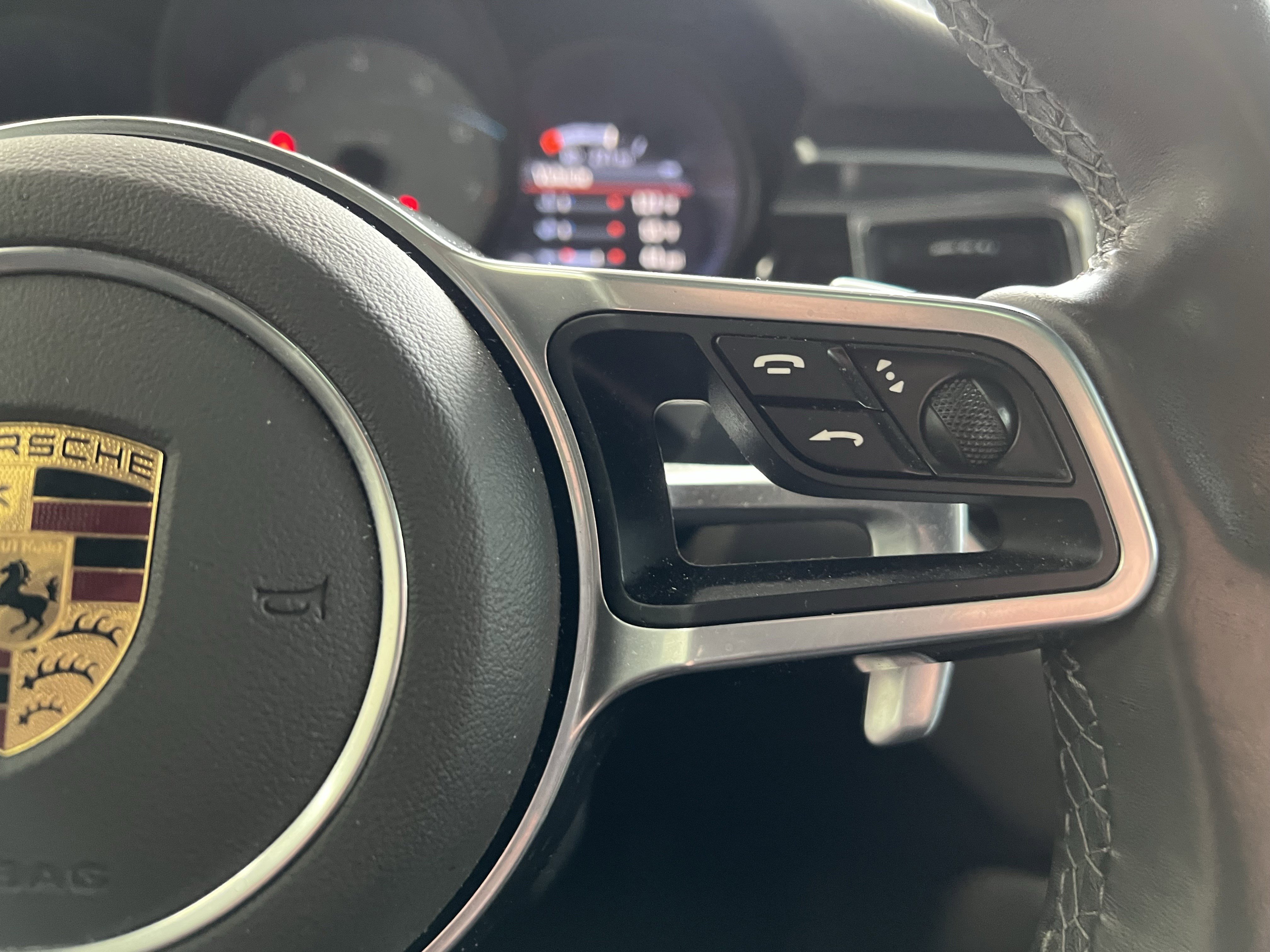 Used 2016 Porsche Macan S image 20