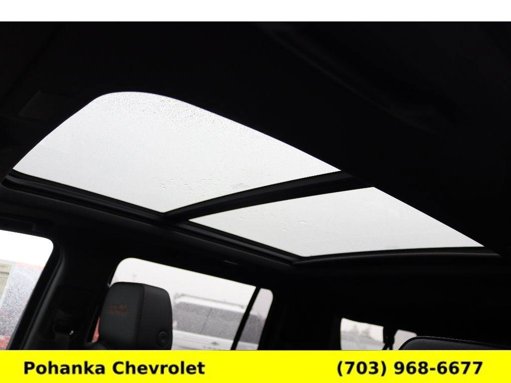 New 2026 Chevrolet Suburban High Country w/ Sun And Tow Package image 19