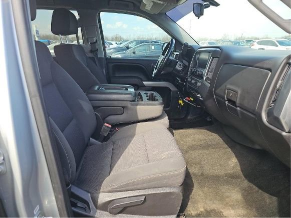 Used 2017 Chevrolet Silverado 1500 LT w/ All Star Edition AWD/4WD image 4