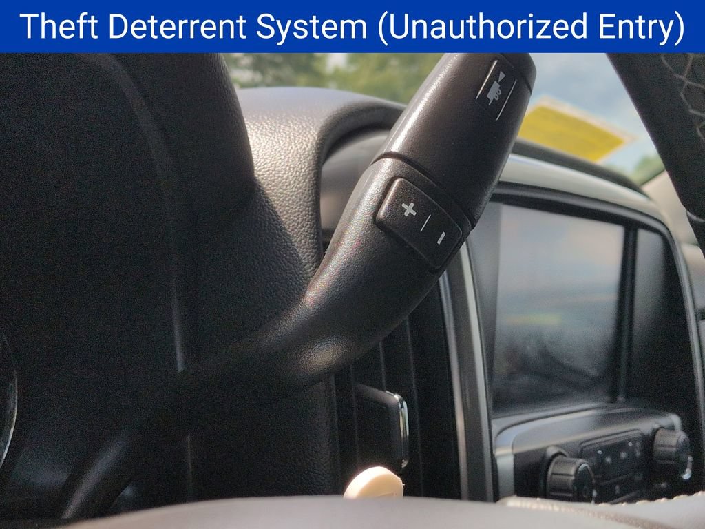 Used 2018 Chevrolet Silverado 1500 LT w/ All Star Edition AWD/4WD image 31