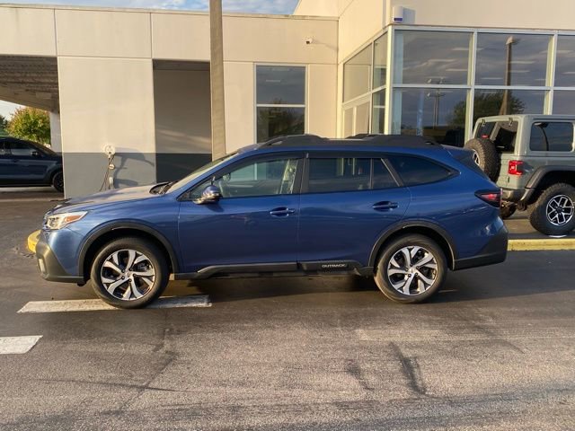Used 2022 Subaru Outback Limited AWD/4WD image 6