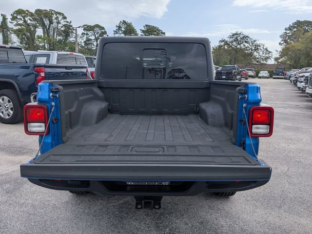 Used 2022 Jeep Gladiator Sport image 13