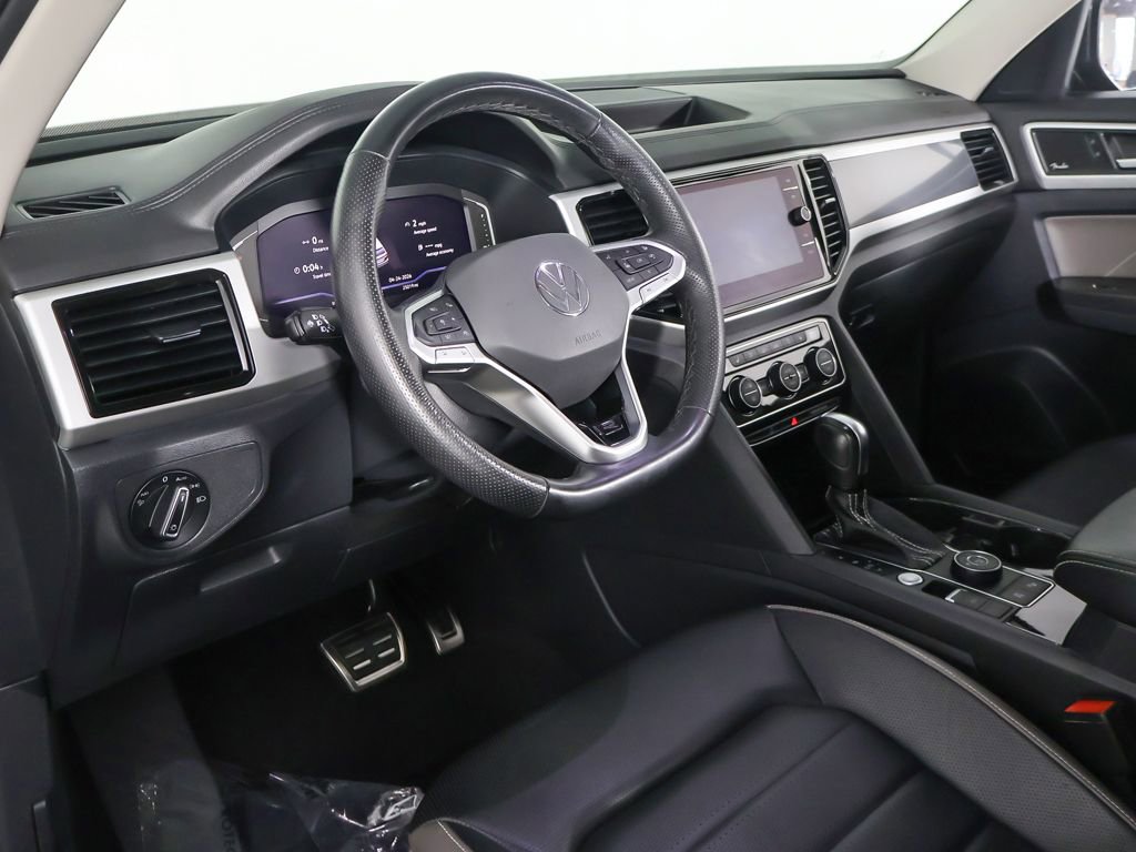 Used 2022 Volkswagen Atlas SEL Premium AWD/4WD image 30
