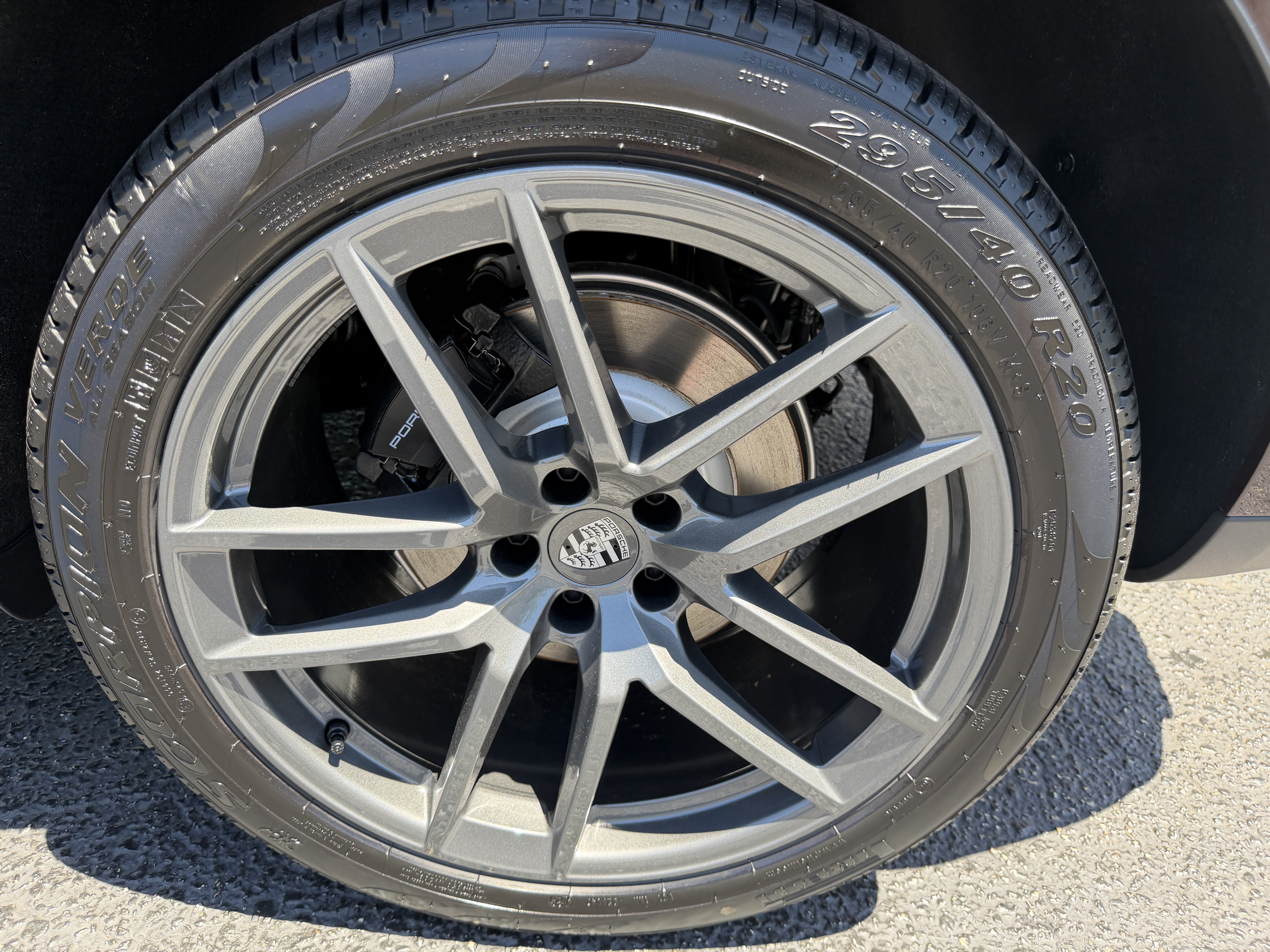 New 2026 Porsche Macan Turbo AWD/4WD image 32
