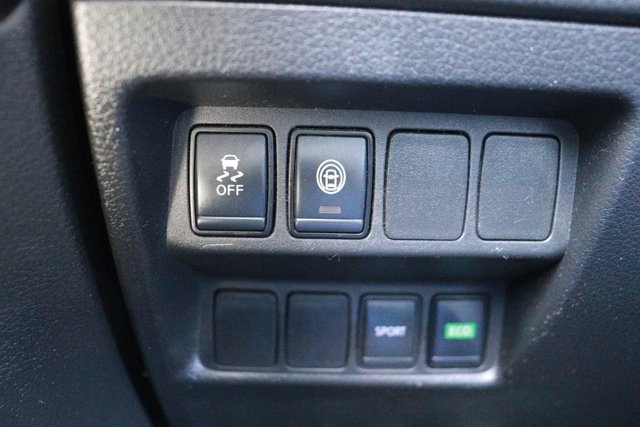 Used 2020 Nissan Rogue Sport SV FWD image 23