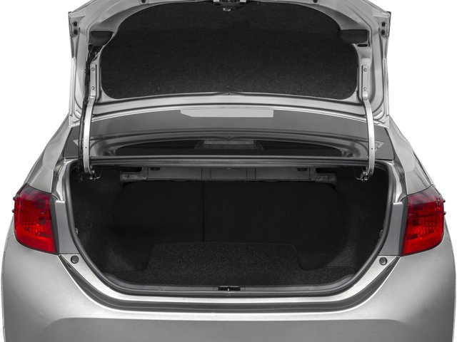 Used 2017 Toyota Corolla LE w/ Body Protection Package FWD image 12