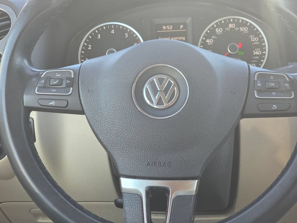 Used 2017 Volkswagen Tiguan S FWD image 15