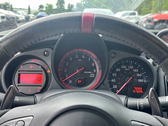 Used 2016 Nissan 370Z NISMO RWD image 20