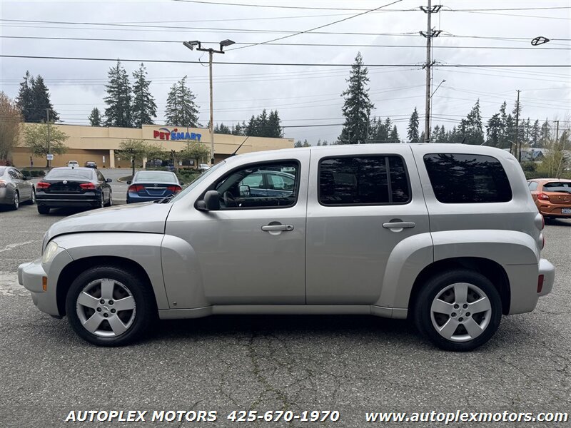 Used 2008 Chevrolet HHR LS FWD image 5