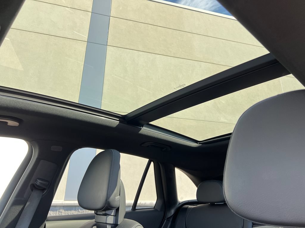 Used 2023 Mercedes-Benz GLC 300 4MATIC image 23