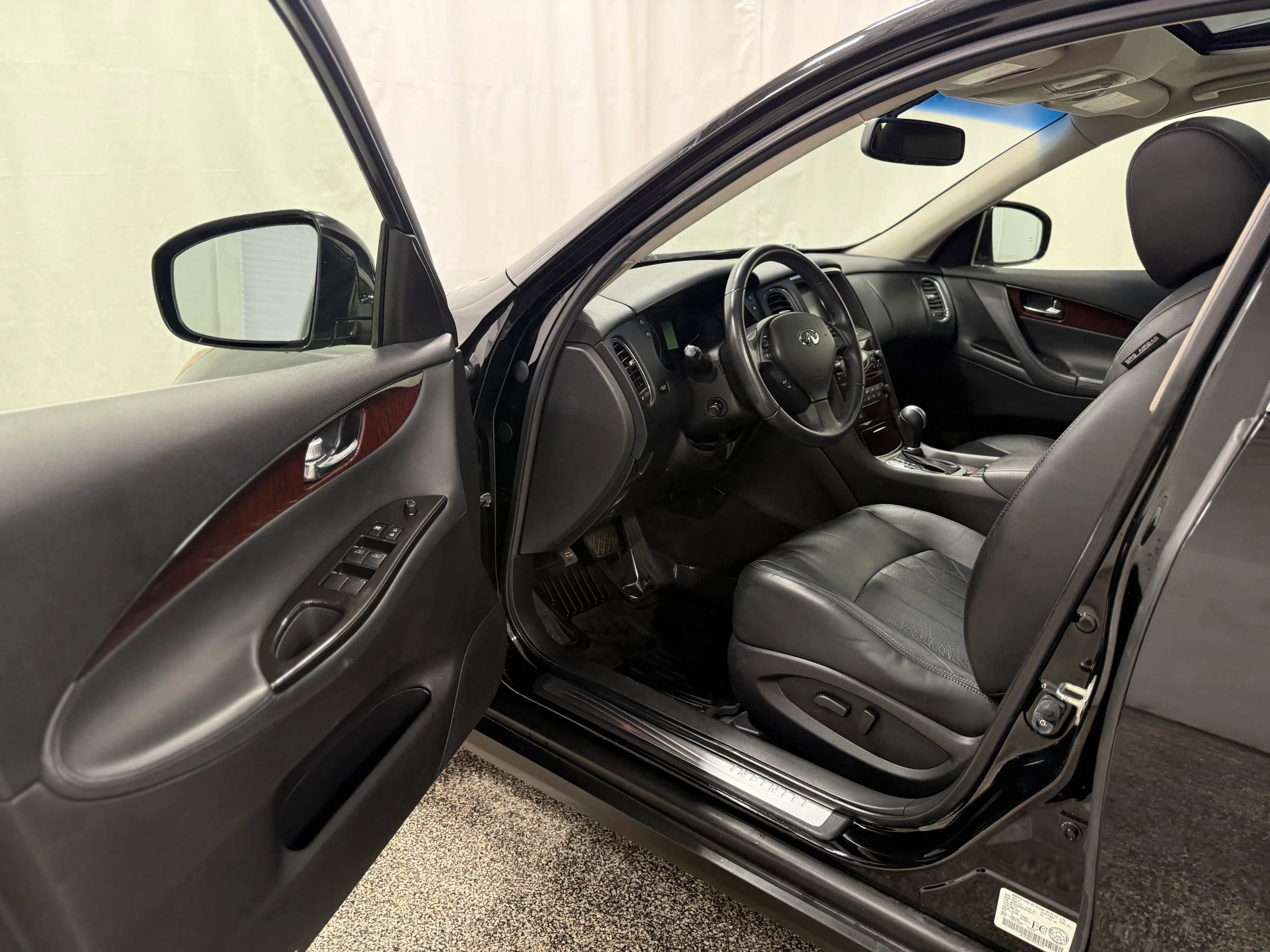 Used 2015 INFINITI QX50 Journey image 10