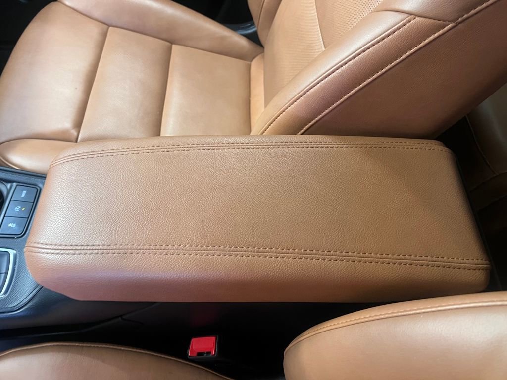 Used 2023 Cadillac XT4 Sport image 29