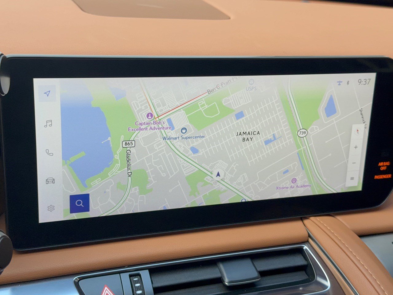 Used 2024 Lexus LC 500 Coupe w/ Dynamic Handling Package RWD image 23