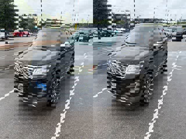 Used 2016 Ford Explorer Platinum AWD/4WD image 1