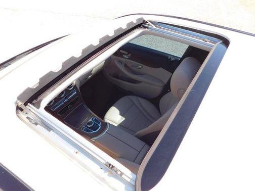 Used 2019 Mercedes-Benz C 300 Sedan image 10