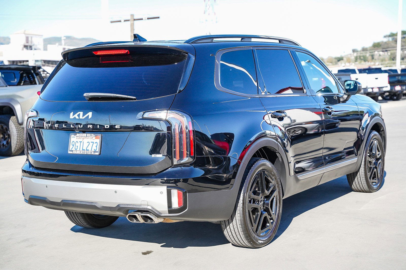 Used 2023 Kia Telluride EX X-Line image 9