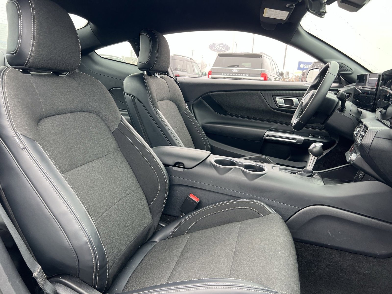 Certified 2025 Ford Mustang Coupe image 24