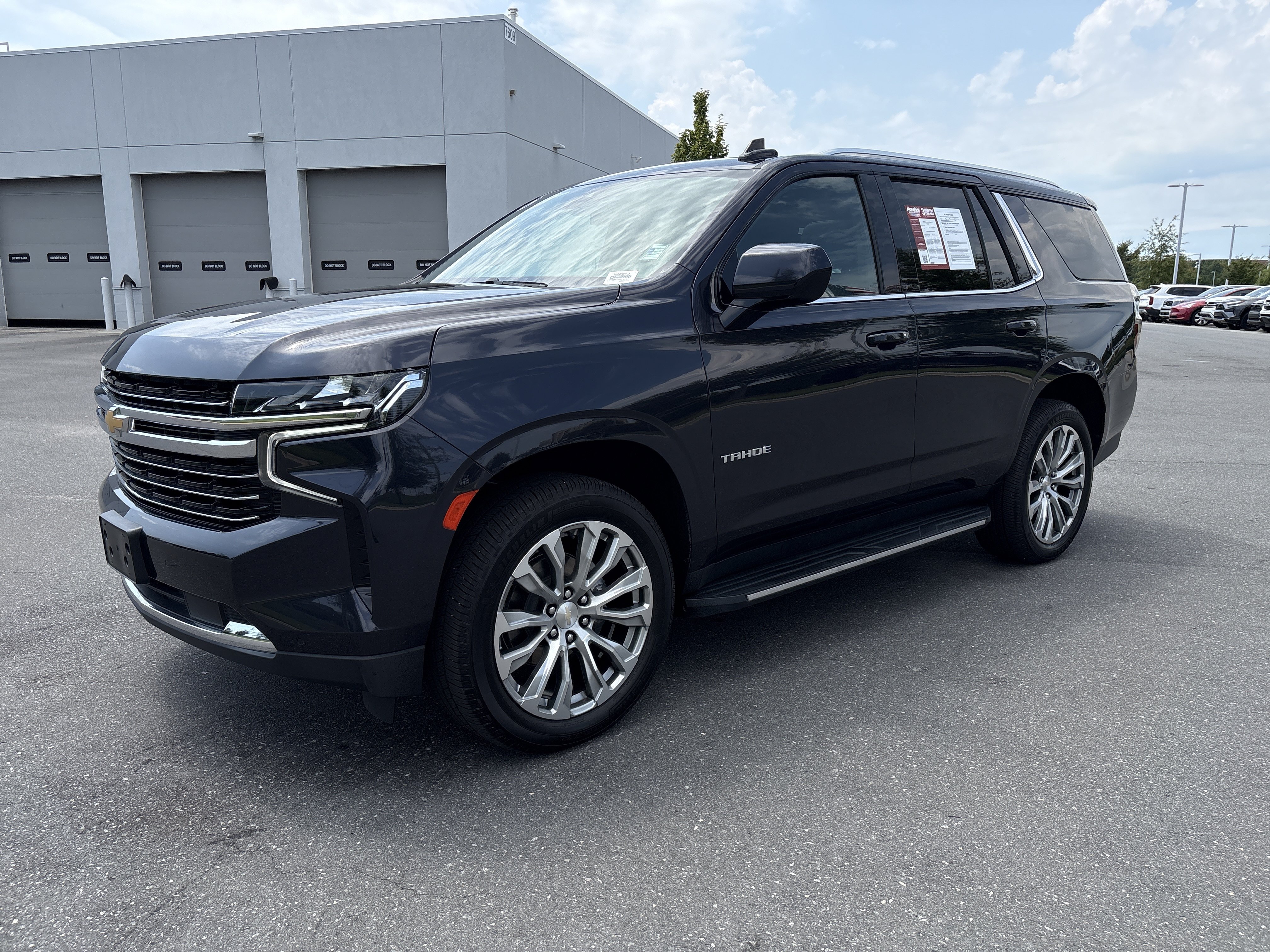 Used 2022 Chevrolet Tahoe LT AWD/4WD image 5