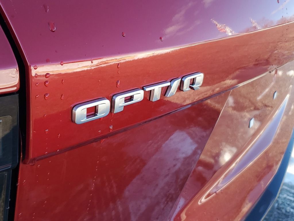 New 2026 Cadillac Optiq Sport 1 image 28