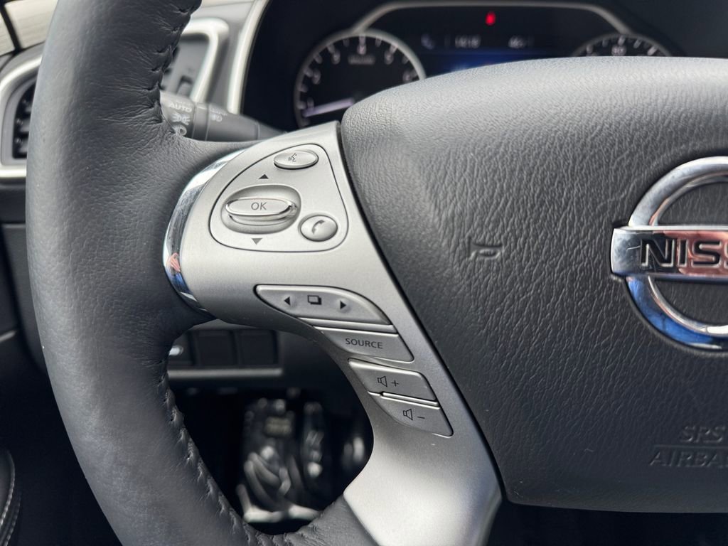 Used 2018 Nissan Murano SL w/ Midnight Edition Package AWD/4WD image 15