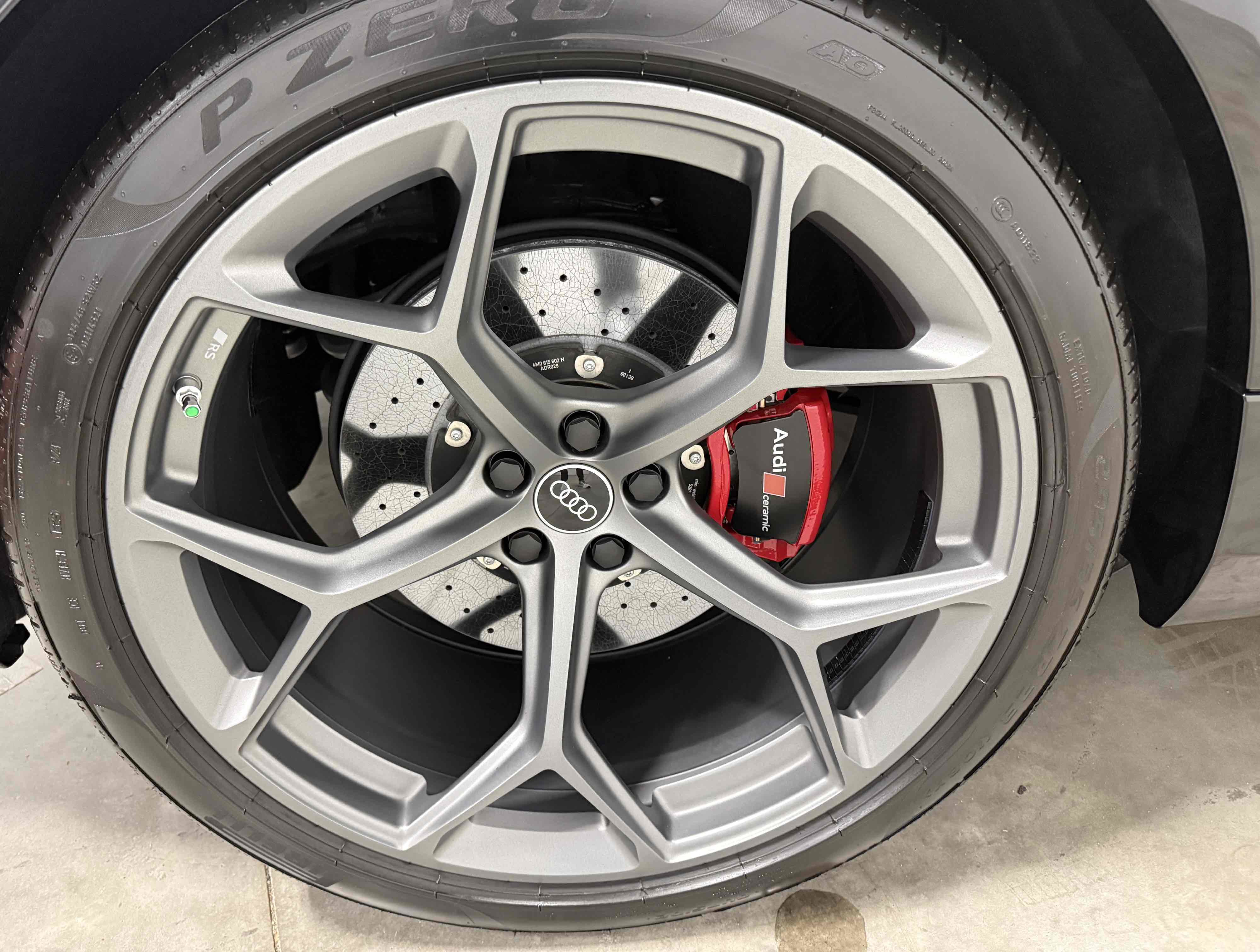 Used 2025 Audi RS Q8 performance image 54