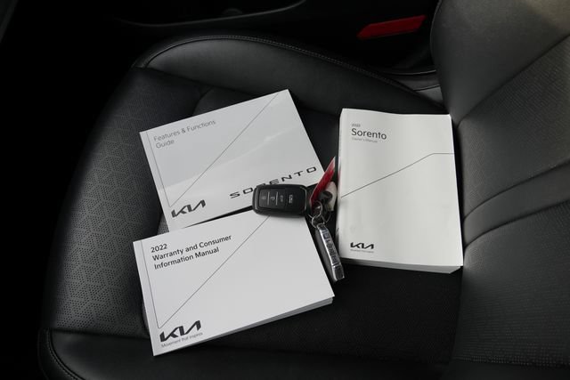 Used 2022 Kia Sorento EX w/ Panoramic Sunroof Package FWD image 46