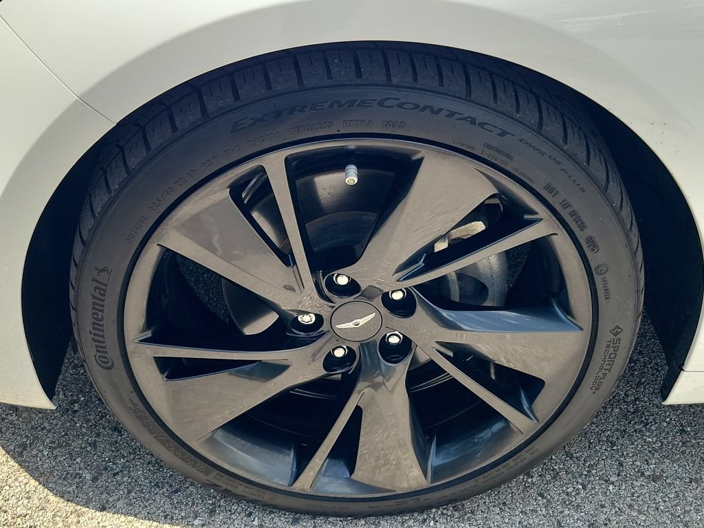 Used 2023 Genesis G70 2.0T w/ Sport Prestige Package RWD image 7