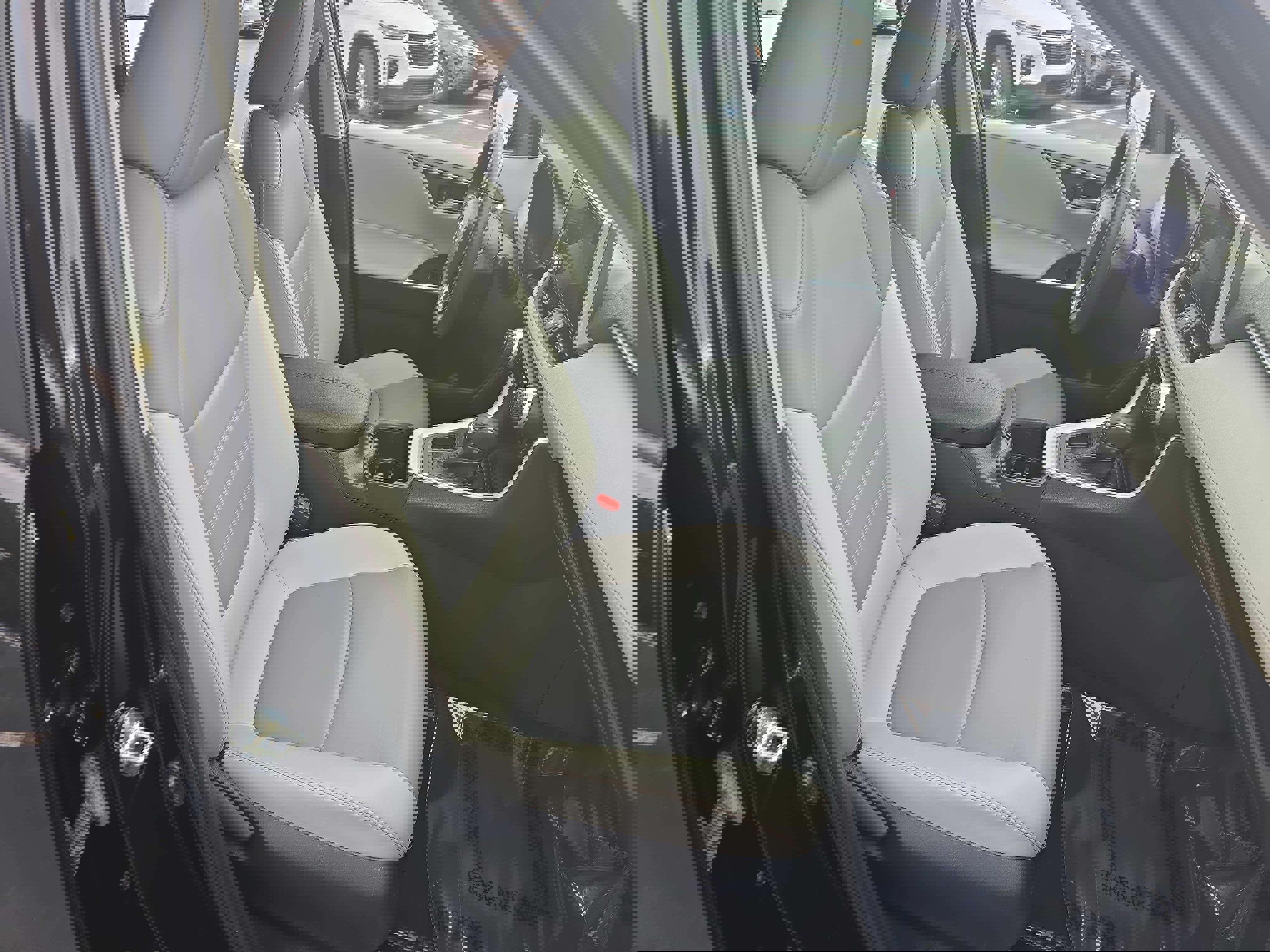 Used 2023 Toyota RAV4 XLE Premium image 10