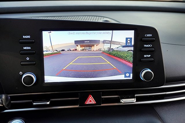 Used 2021 Hyundai Elantra SEL FWD image 36