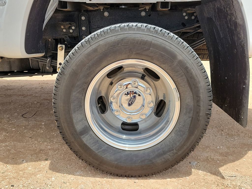 Used 2025 Ford F350 XLT AWD/4WD image 14