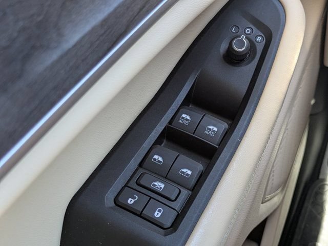 Used 2024 Jeep Grand Cherokee Limited AWD/4WD image 20
