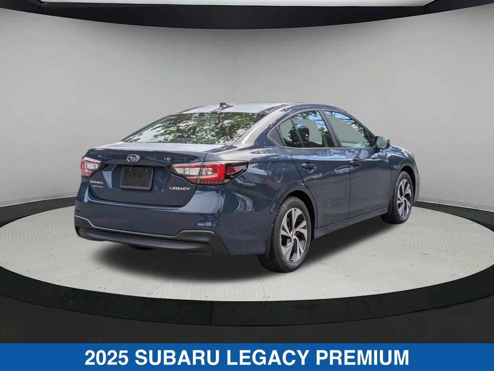 Certified 2025 Subaru Legacy Premium image 4