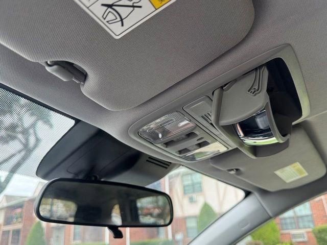Used 2022 Honda CR-V EX image 31