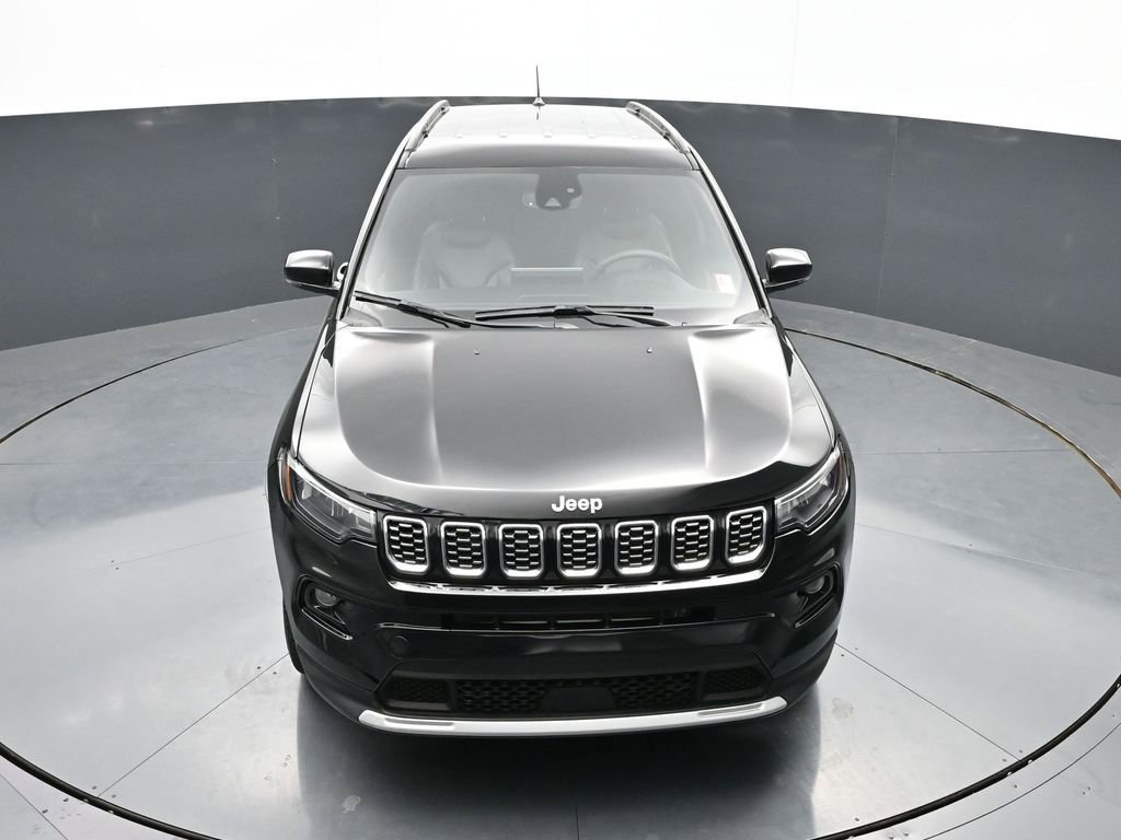 Used 2025 Jeep Compass Limited AWD/4WD image 34