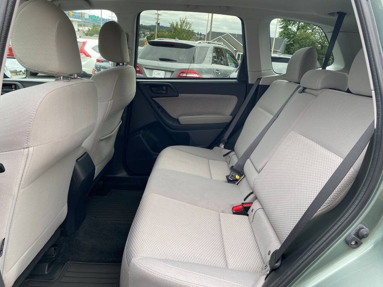 Used 2018 Subaru Forester 2.5i Premium w/ Protection Package #1 AWD/4WD image 21
