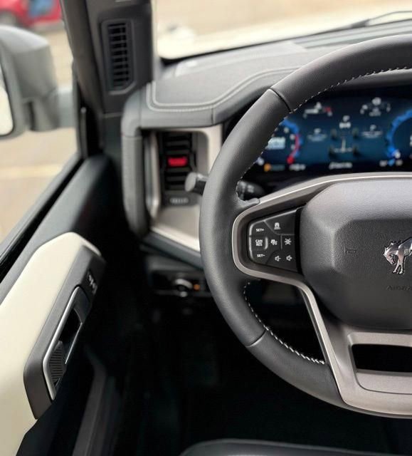 New 2026 Ford Bronco Outer Banks image 19