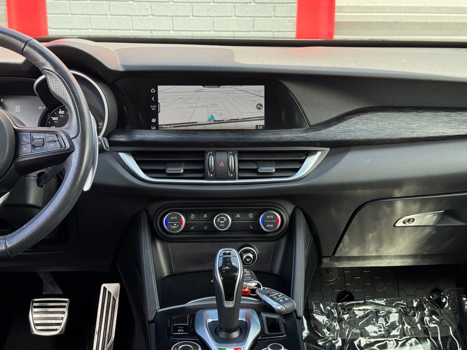 Used 2023 Alfa Romeo Stelvio Sprint RWD image 19