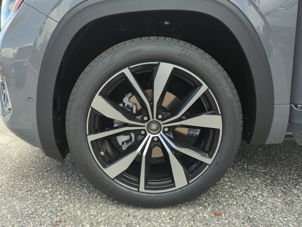 New 2026 Volkswagen Atlas Cross Sport SEL Premium R-Line AWD/4WD image 48