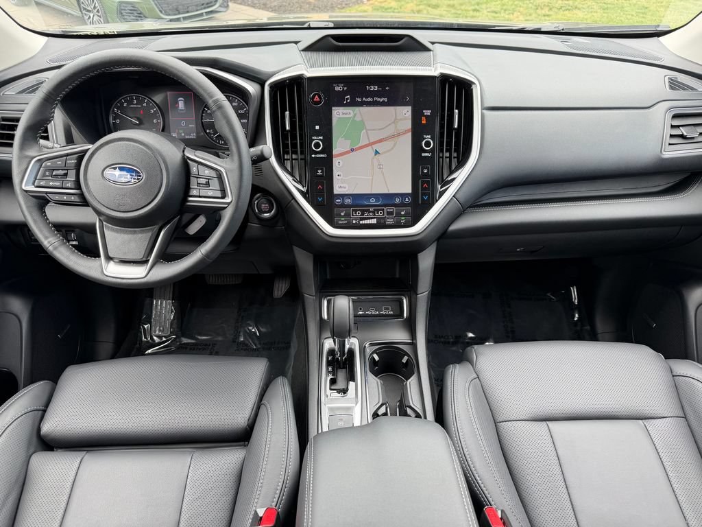 Used 2025 Subaru Ascent Limited AWD/4WD image 2