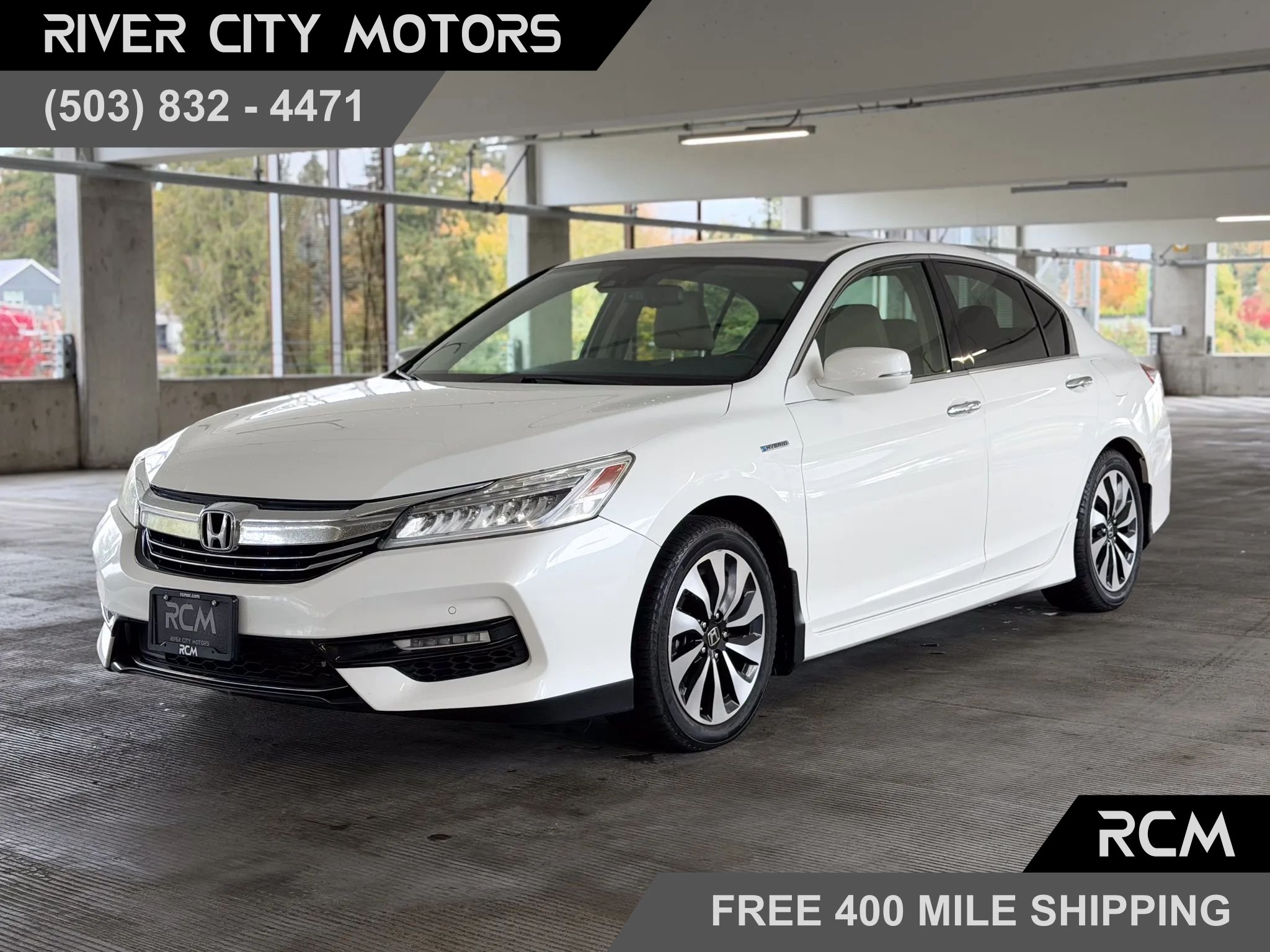 Used 2017 Honda Accord Touring image 1