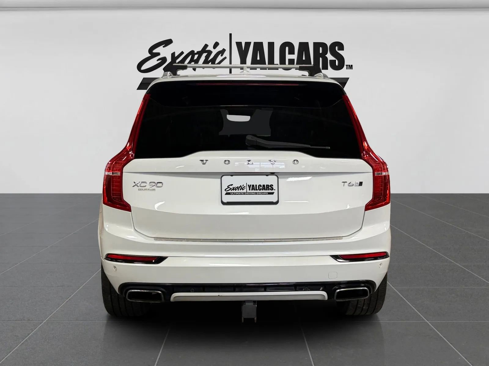 Used 2017 Volvo XC90 T6 R-Design w/ Vision Package image 4