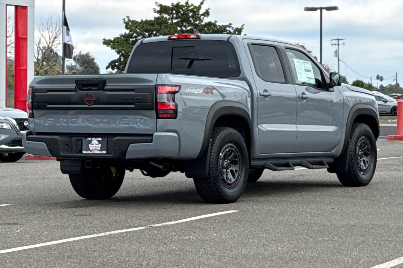 New 2026 Nissan Frontier PRO-4X w/ Tow Package AWD/4WD image 5