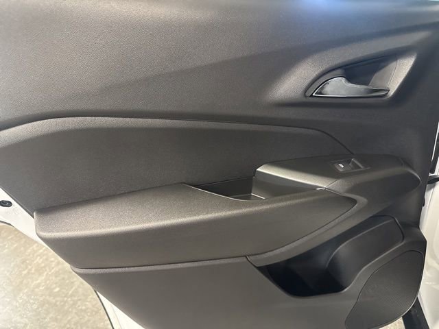 New 2026 Chevrolet Trax RS w/ Sunroof Package image 27