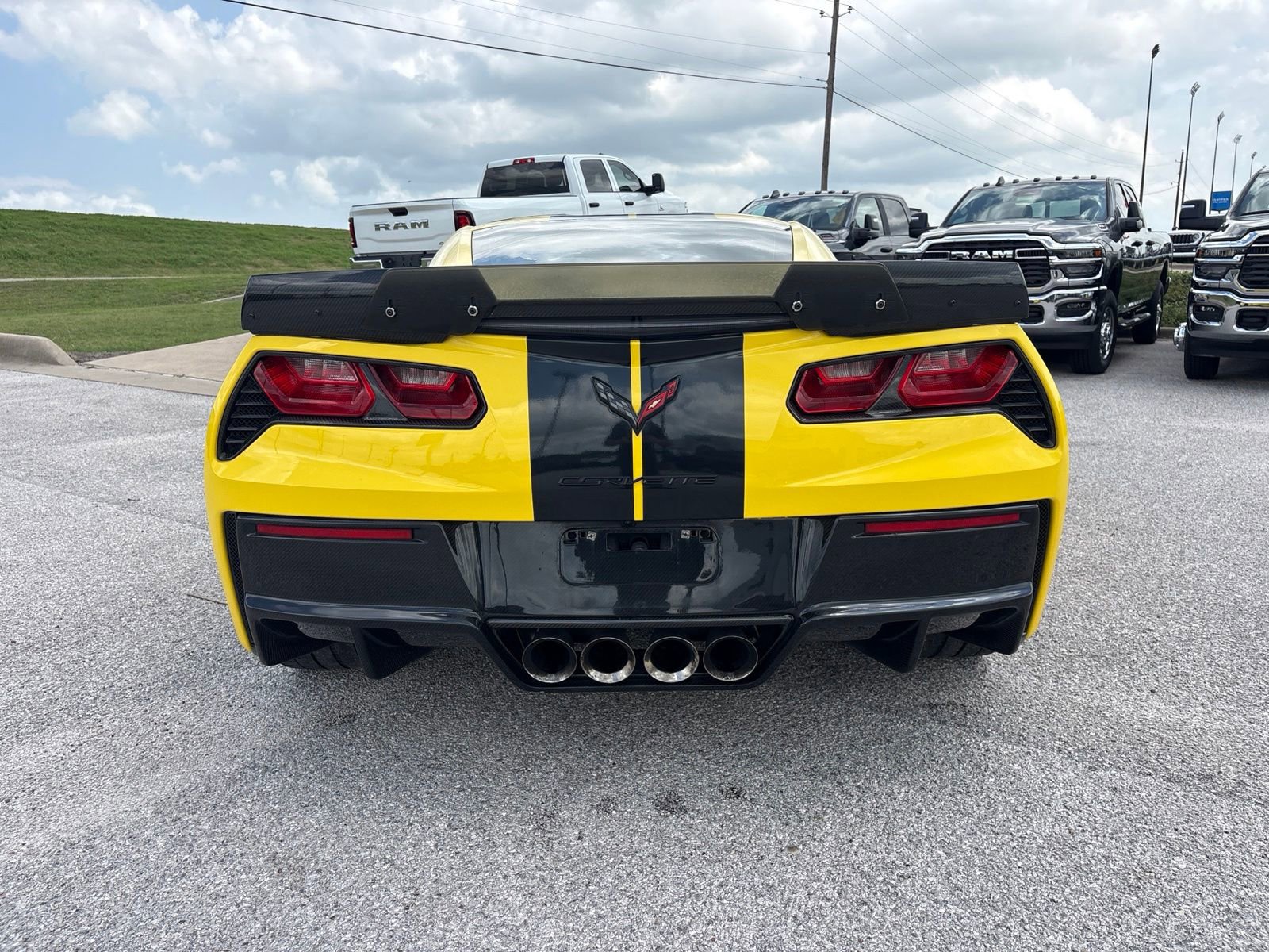 Used 2016 Chevrolet Corvette Stingray Coupe w/ 3LT Preferred Equipment Group RWD image 5