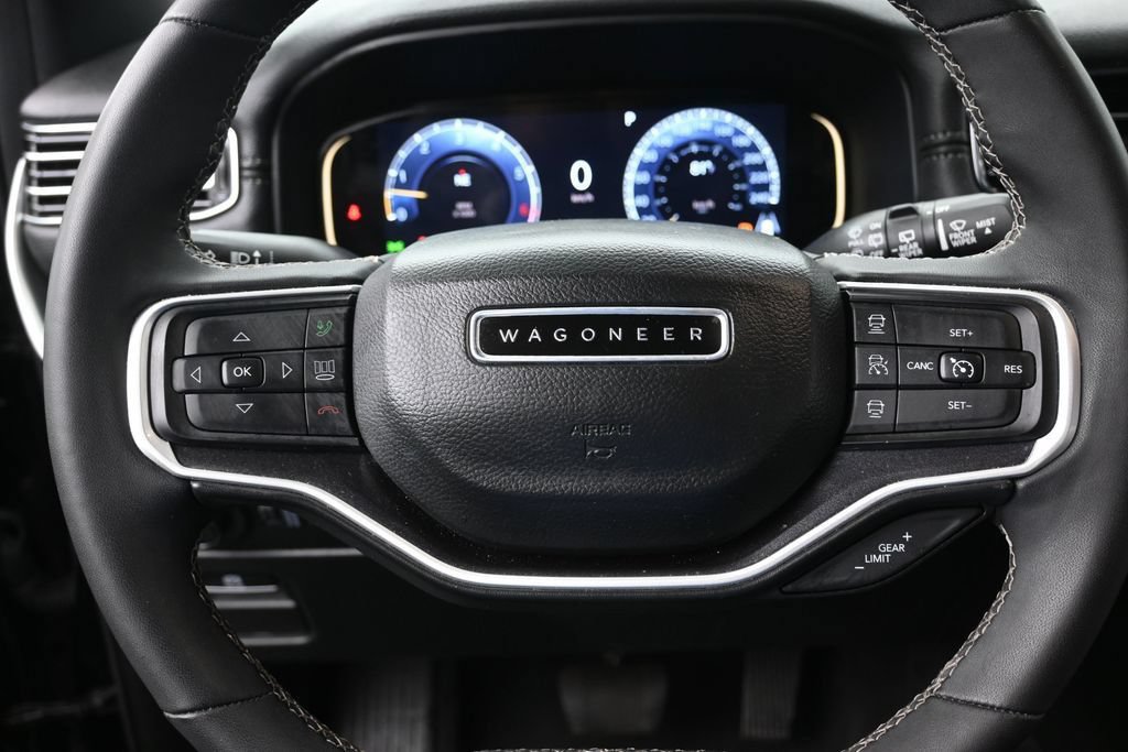 Used 2023 Jeep Wagoneer 4WD w/ Convenience Group I image 22