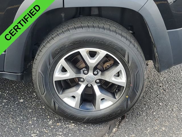 Used 2017 Jeep Cherokee Trailhawk w/ Comfort & Convenience Group AWD/4WD image 33