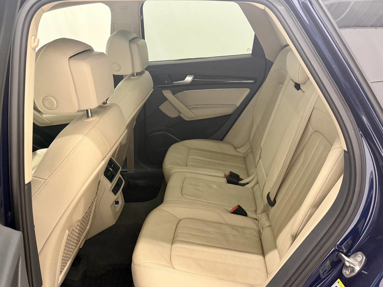 Used 2018 Audi Q5 2.0T Premium Plus w/ Premium Plus Package image 29