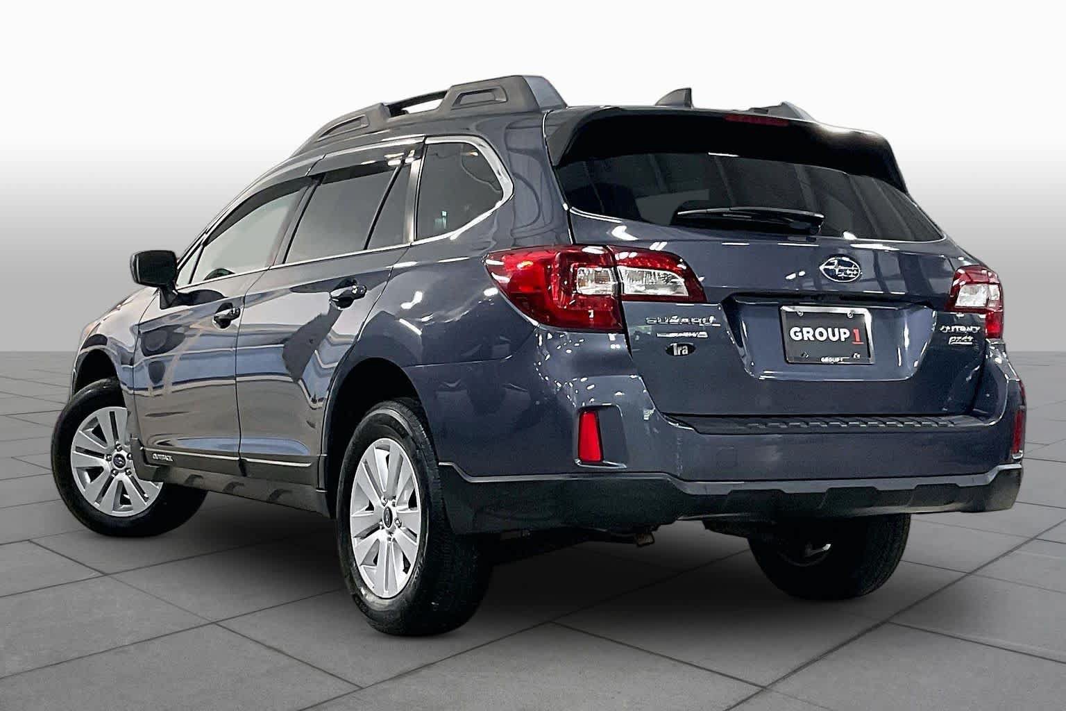 Used 2016 Subaru Outback 2.5i Premium AWD/4WD image 12